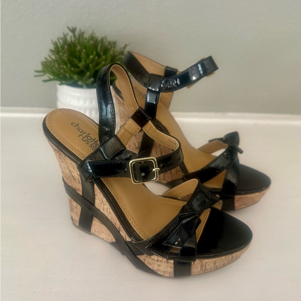 Charlotte Russe Black Patent Cork Wedge Sandals – Women’s 7
